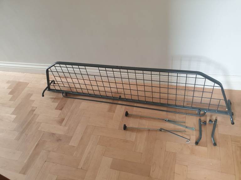 Dog guard for subaru forester