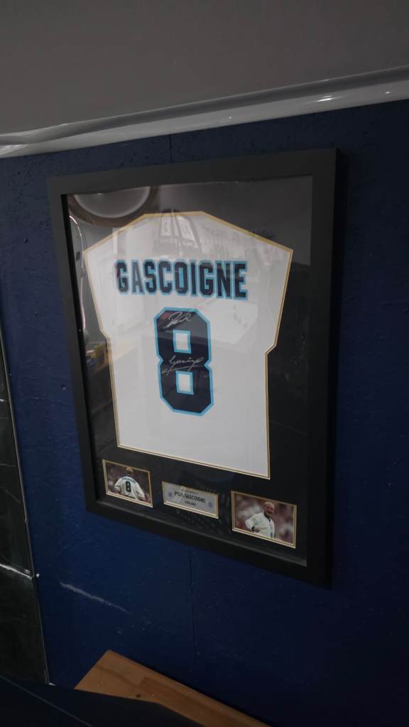 Framed Paul Gascoigne Signed Football Shirt with certificate of authenticity 
