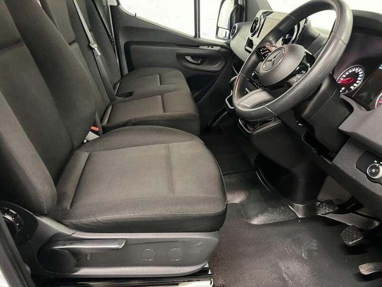 2024 Mercedes-Benz Sprinter 3.5t H2 Pro Van PANEL VAN DIESEL Manual