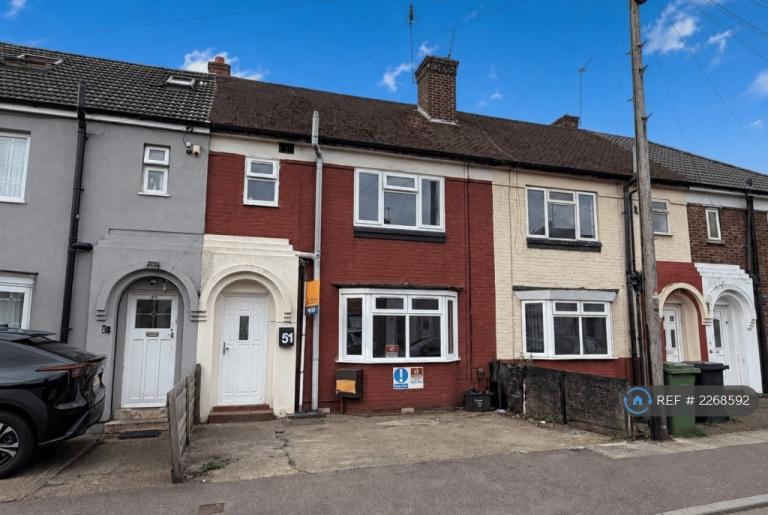 3 bedroom house in Kent Road, Luton, LU1 (3 bed) (#2268592)