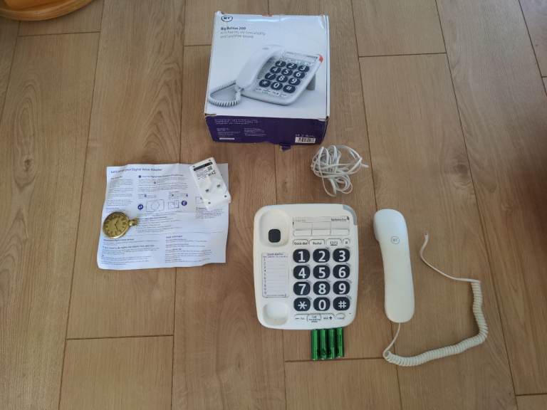 BT Big Button 200 White Telephone with Digital Voice Adaptor 
