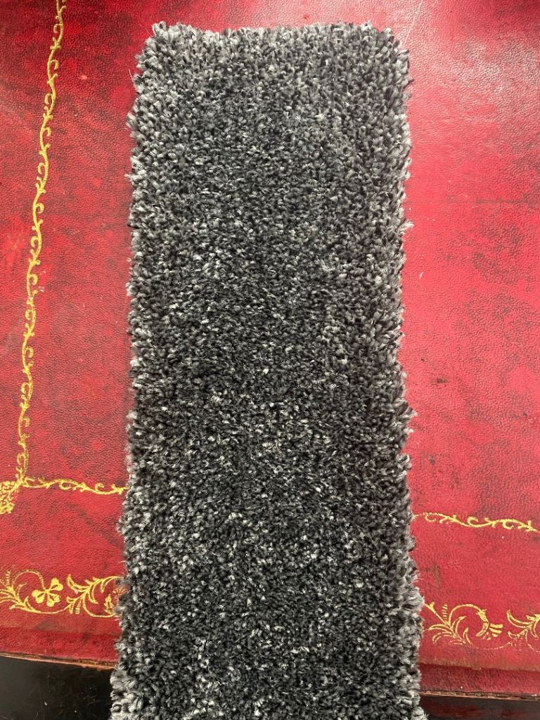 NEW Seaton Valley Carpet Black/grey 3.52m X 3.9m