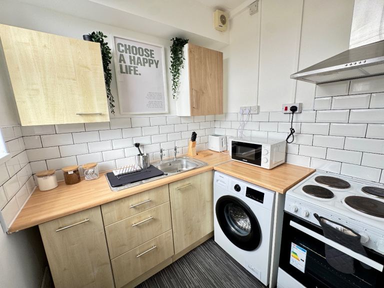 ONE/Studio Flat In Kidderminster ALL BILLS INCLUDED