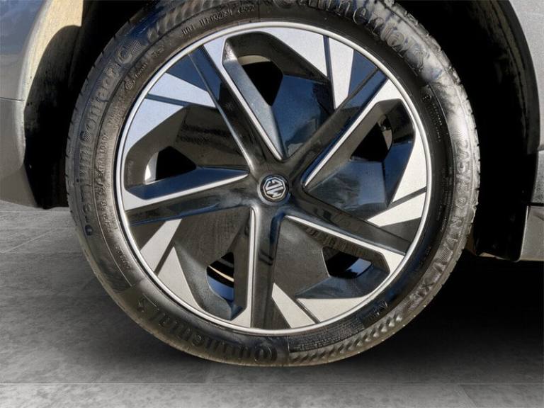 2023 MG MG4 SE Long Range Hatchback Electric Automatic