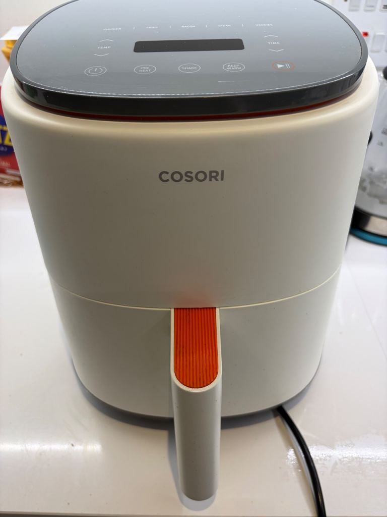 Cosori 3.8L Air Fryer with App Control – White (No original box)