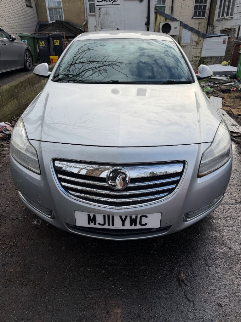 Vauxhall, INSIGNIA, Hatchback, 2011, Manual, 1956 (cc), 5 doors