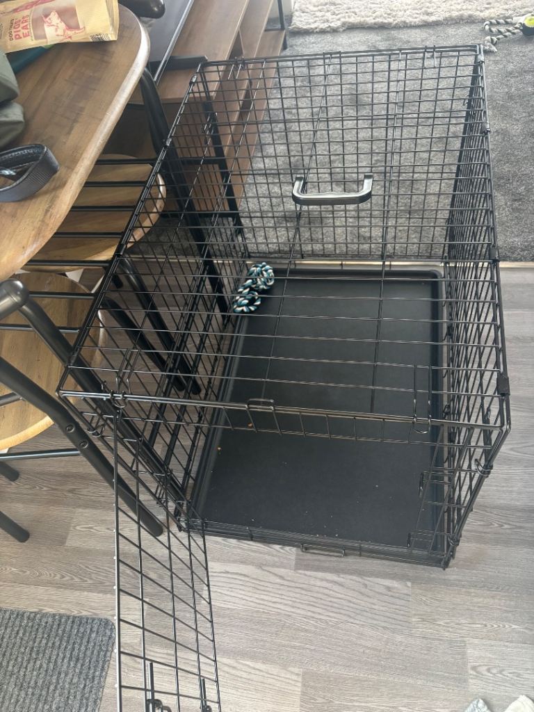 Medium dog cage