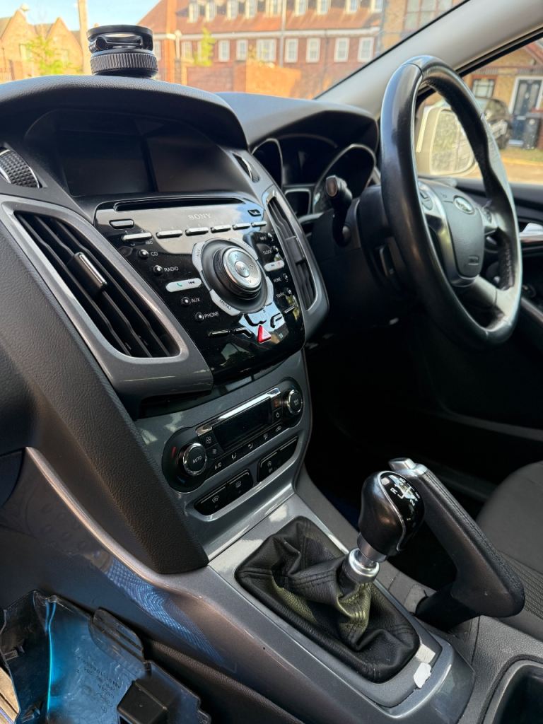 Ford, FOCUS, Estate, 2014, Manual, 998 (cc), 5 doors