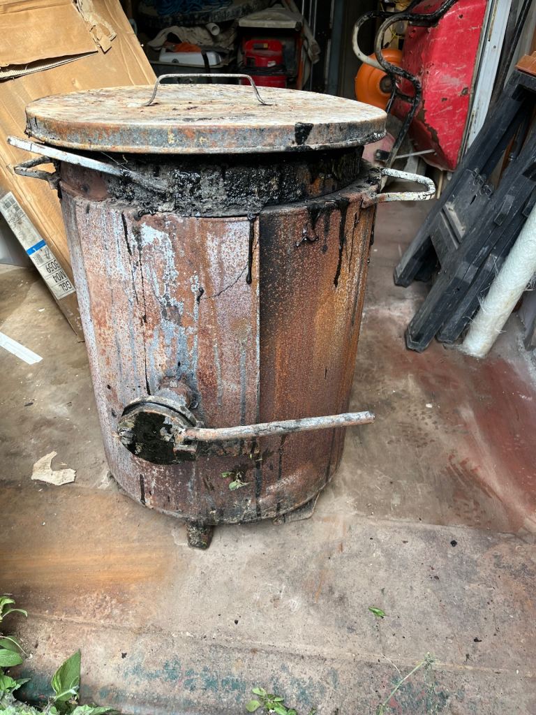 image for Roofing hot pot 