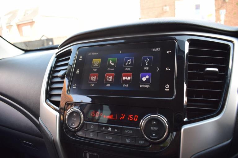 2021 Mitsubishi L200 2.2 DI-D DC Warrior 4WD Euro 6 (s/s) 4dr PICK UP Diesel Manual