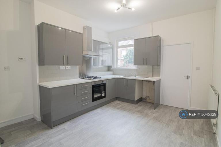 2 bedroom house in Westwood Road, Nottingham, NG2 (2 bed) (#3045329)