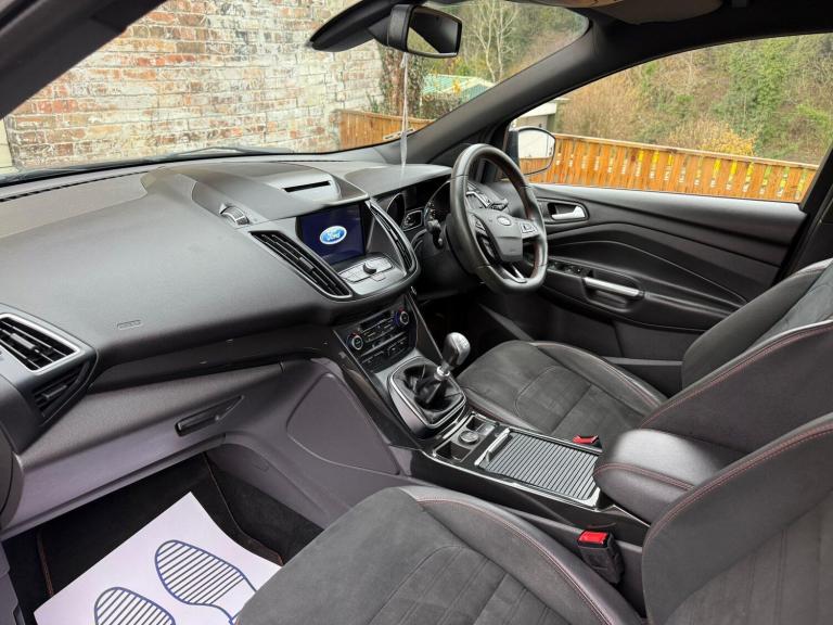 2019 Ford Kuga 1.5T EcoBoost ST-Line Euro 6 (s/s) 5dr HATCHBACK Petrol Manual