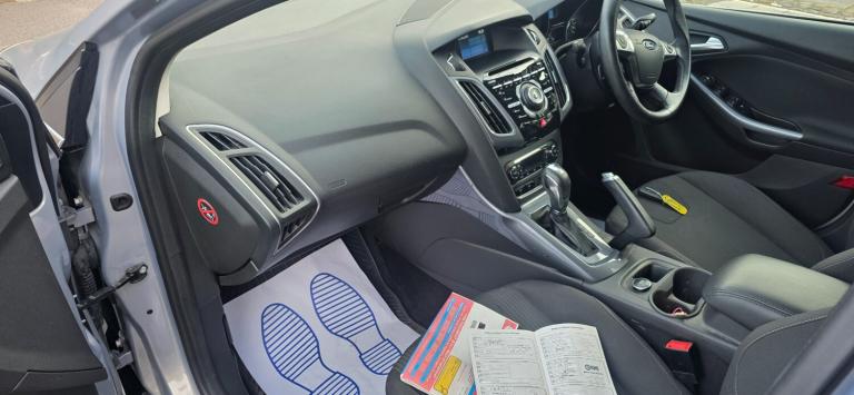 2013 Ford Focus 1.6 125 Titanium 5dr Powershift HATCHBACK Petrol Automatic