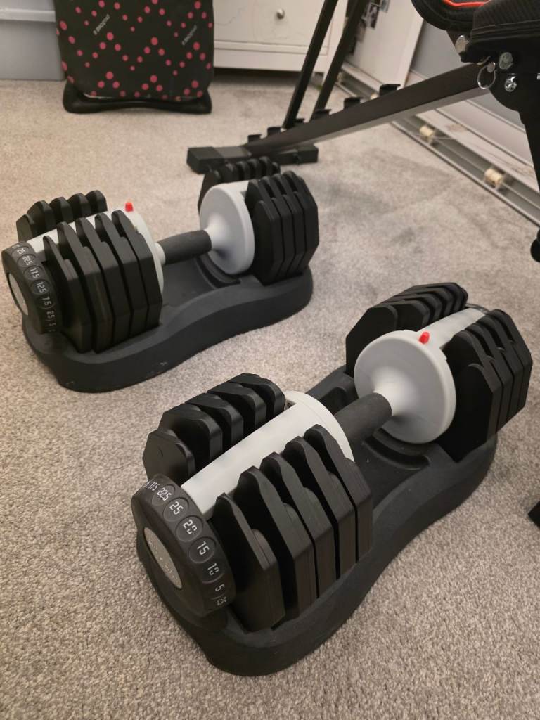 Adjustable weights and weight bench 25kg each weight 