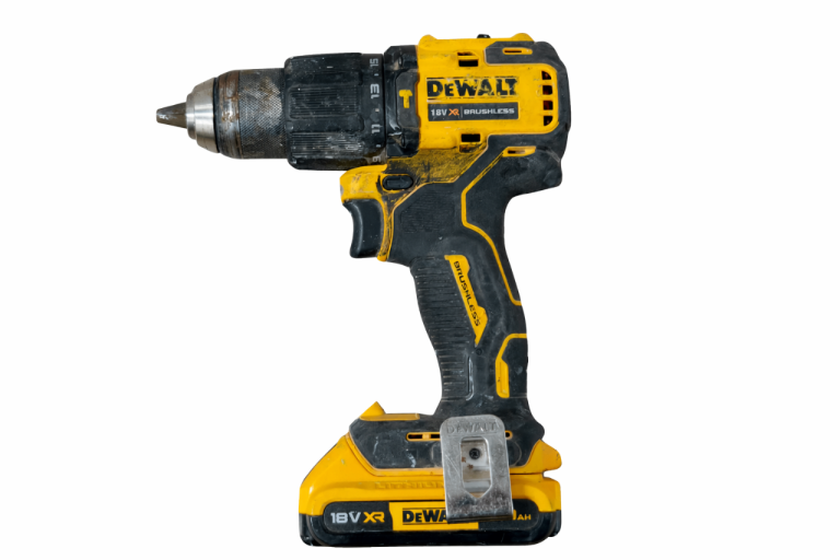 DeWALT DCD709 18V XR Cordless Brushless Combi Drill With 2AH Battery