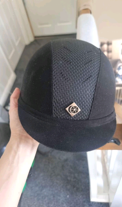 Charles owen riding hat