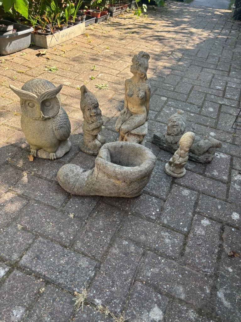 Garden ornaments 