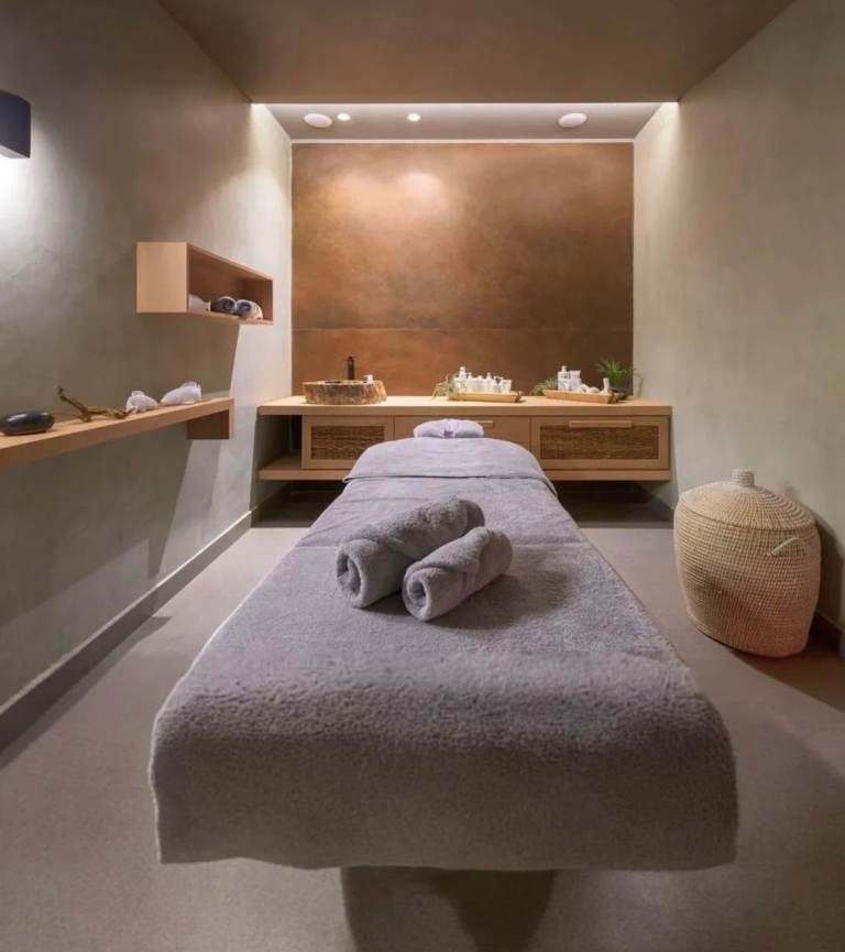 Male Massage Therapist - Maidstone and Kent 