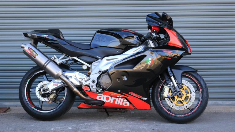 Aprilia RSV1000 R MILLIE 2005