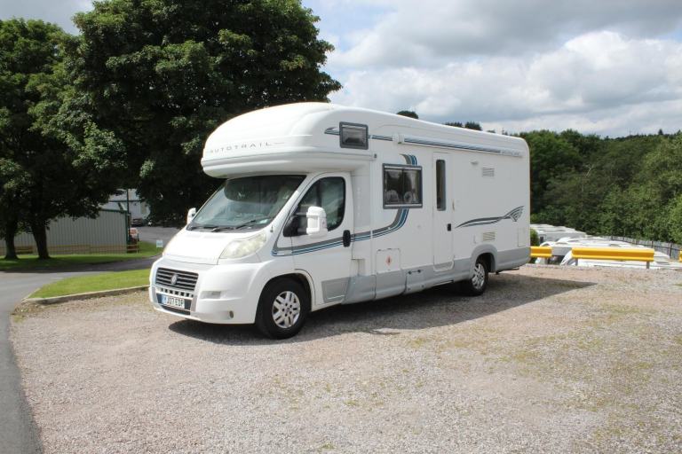 2007 "07" Plate Auto Trail Mohican SE Luxury 4 Berth Motorhome With Over Cab Bed