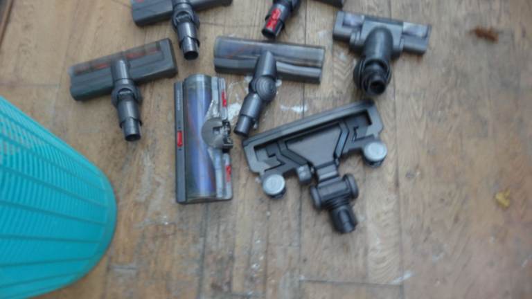 Job lot Various Dyson Motorise Head Vacuum Cleaner,   £35 for the lots , 