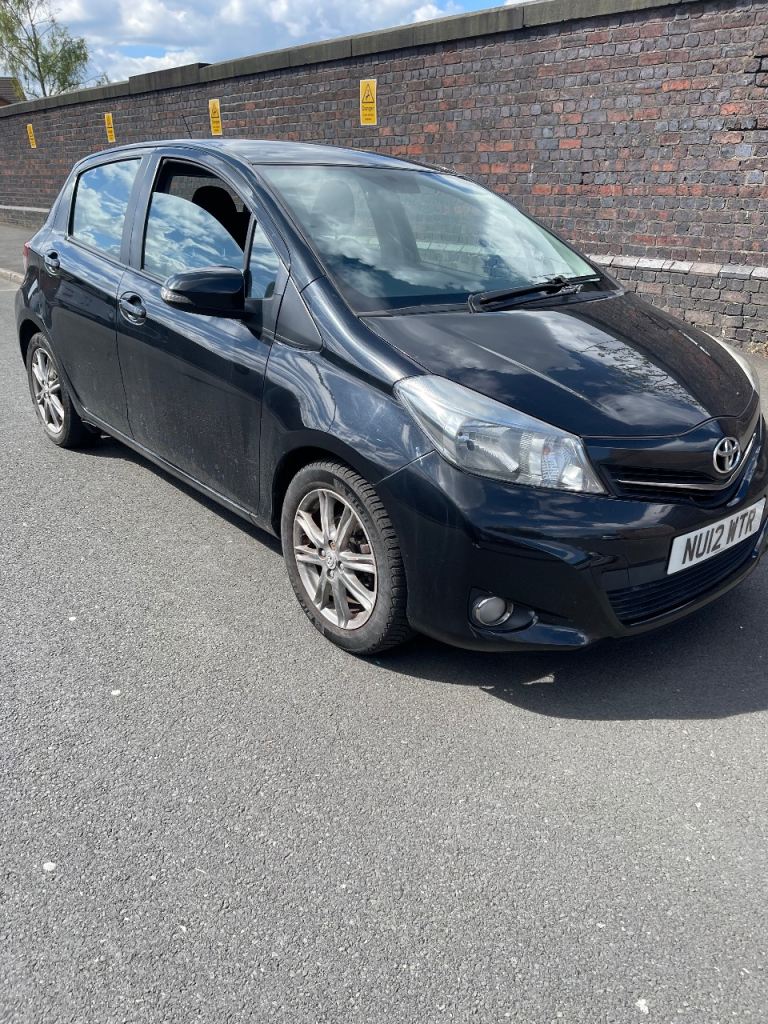 Toyota, YARIS, Hatchback, 2012, Manual, 1329 (cc), 5 doors
