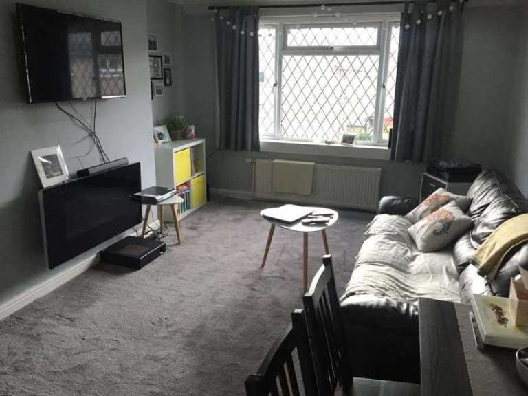 2 bedroom Flat