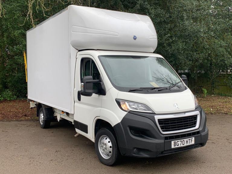 2020 Peugeot Boxer 2.2 BlueHDi Luton 165ps Plus CHASSIS CAB DIESEL Manual