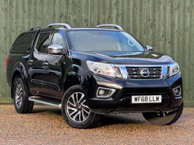  Nissan Navara 2.3 dCi Tekna Auto 4WD Euro 6 4dr Diesel Automatic