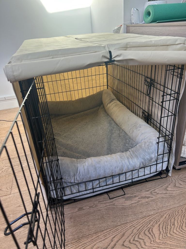 Dog crate, cover and bed bundle 