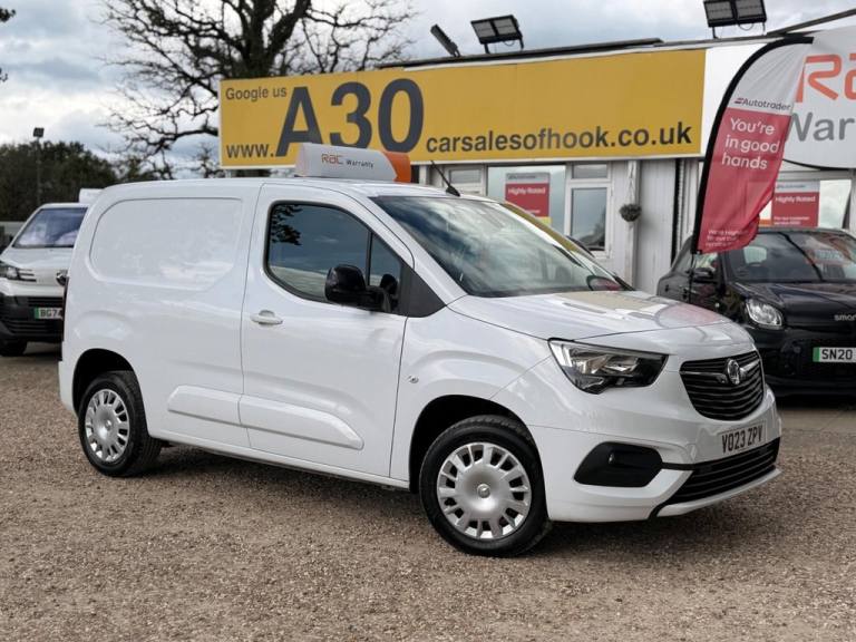 2023 Vauxhall Combo 2300 1.5 Turbo D 100ps H1 Pro Van PANEL VAN DIESEL Manual