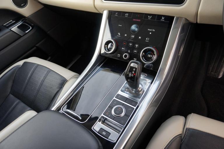 2018 Land Rover Range Rover Sport 3.0 SD V6 Autobiography Dynamic Auto 4WD Euro 6 (s/s) 5dr ESTAT...