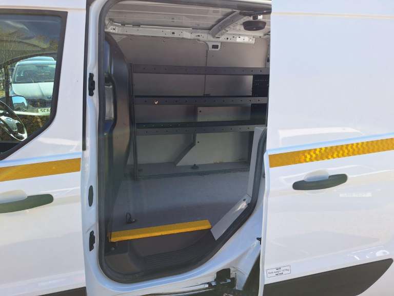 FORD TRANSIT CONNECT 1.5 220 EcoBlue White Manual Diesel 2019