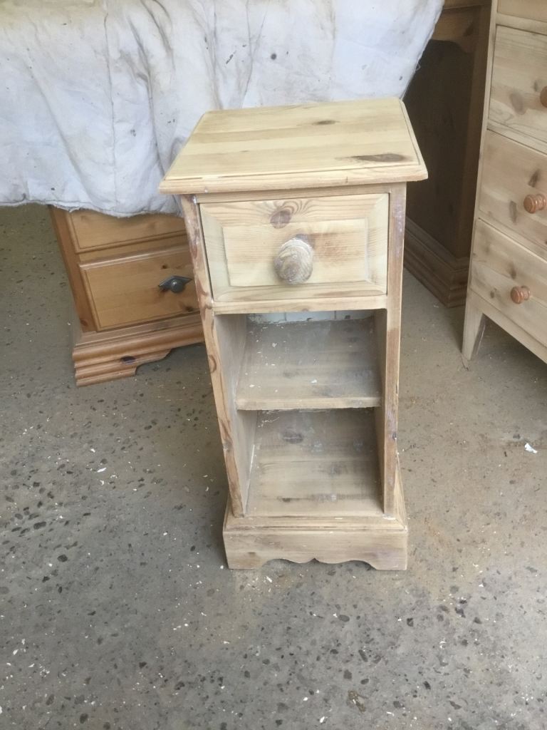 VINTAGE FARMHOUSE SOLID PINE BEDSIDE CABINET