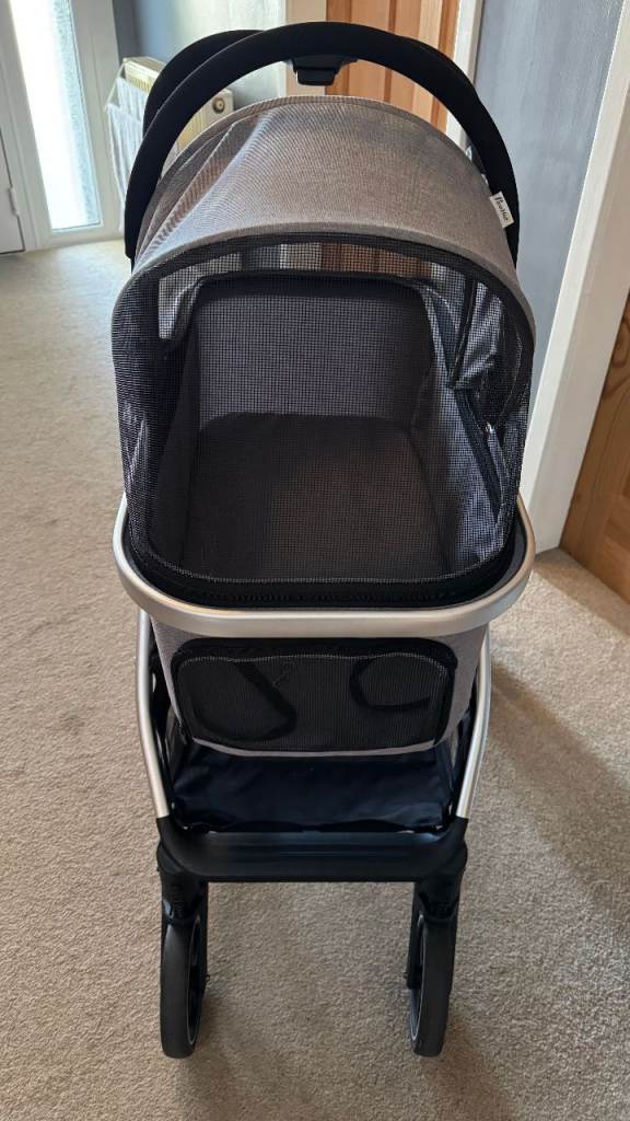 Pet stroller