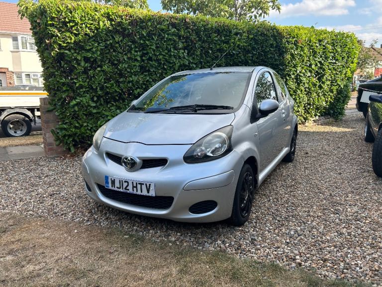 Toyota, AYGO, Hatchback, 2012, Manual, 998 (cc), 3 doors