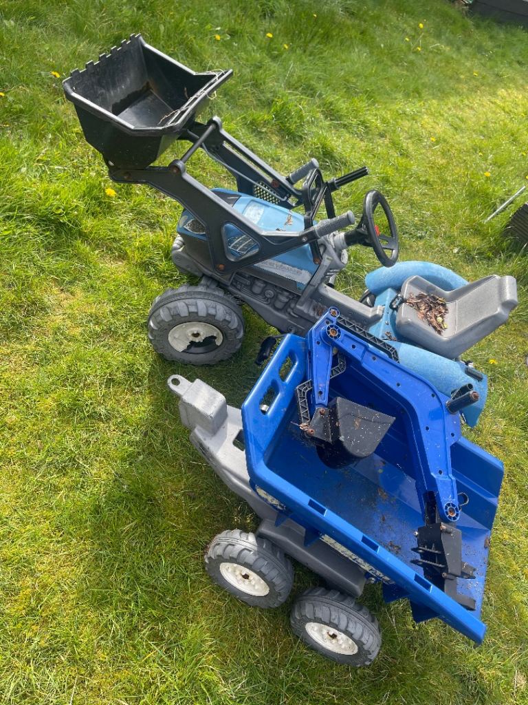 Kids Ride-On Pedal Tractor and Digger perfect litt