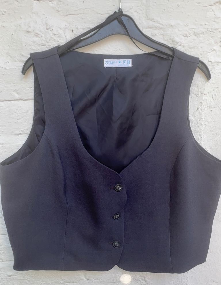 Ladies Navy button up waistcoat, size XL 18-20. 