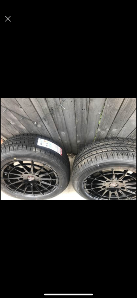 Fox alloy wheel with tyres