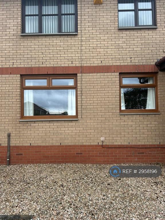 2 bedroom flat in The Quarryknowes, Bo'ness, EH51 (2 bed) (#2958196)
