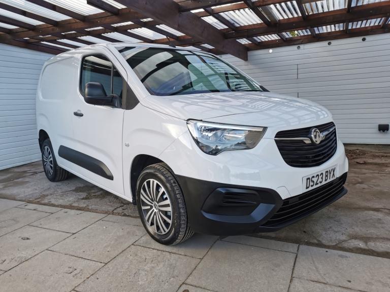 VAUXHALL COMBO 1.5 Turbo D 2300 Prime 2023