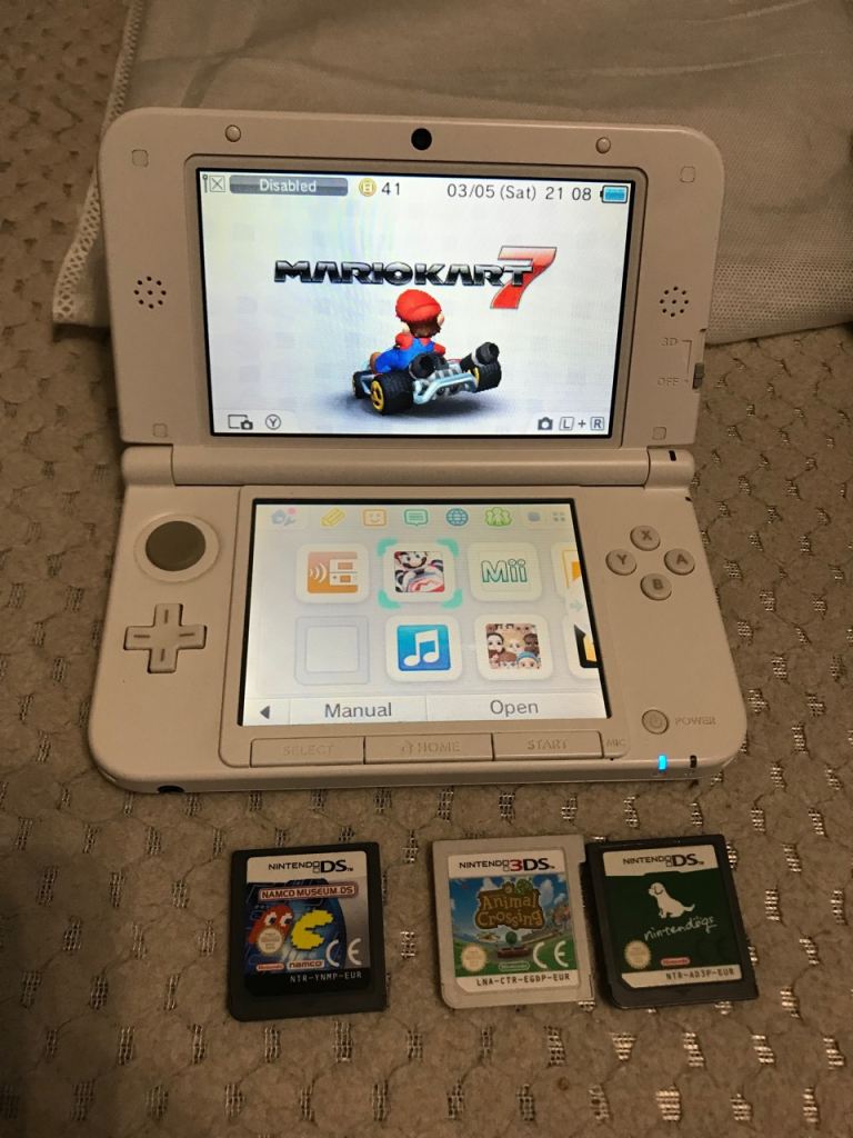 Nintendo 3DS XL Console - White Super Mario Kart  Edition