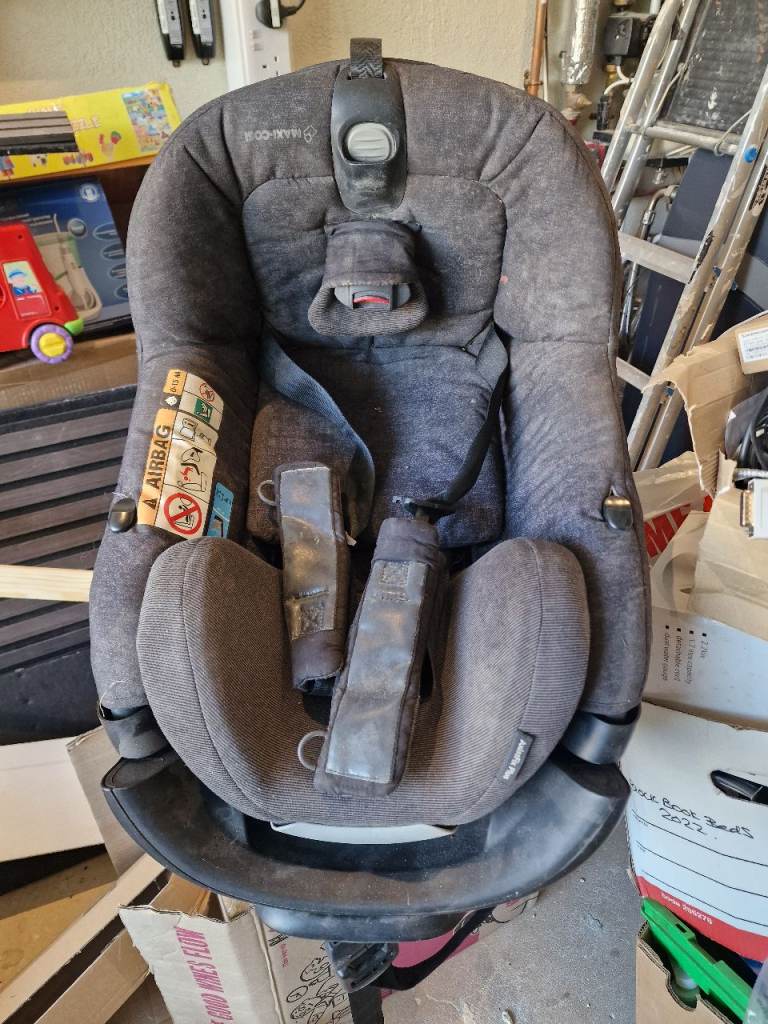 Maxi cosi assifix var seat 4 m +
