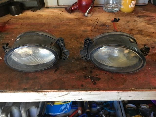 Mercedes E Class CLK CLS CLC W211 W169 Front Fog Lights A1698201656 A1698201556 