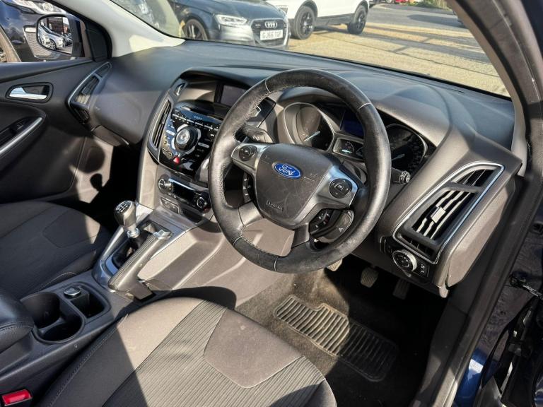 2013 Ford Focus 2.0 TDCi Titanium Euro 5 5dr ESTATE Diesel Manual