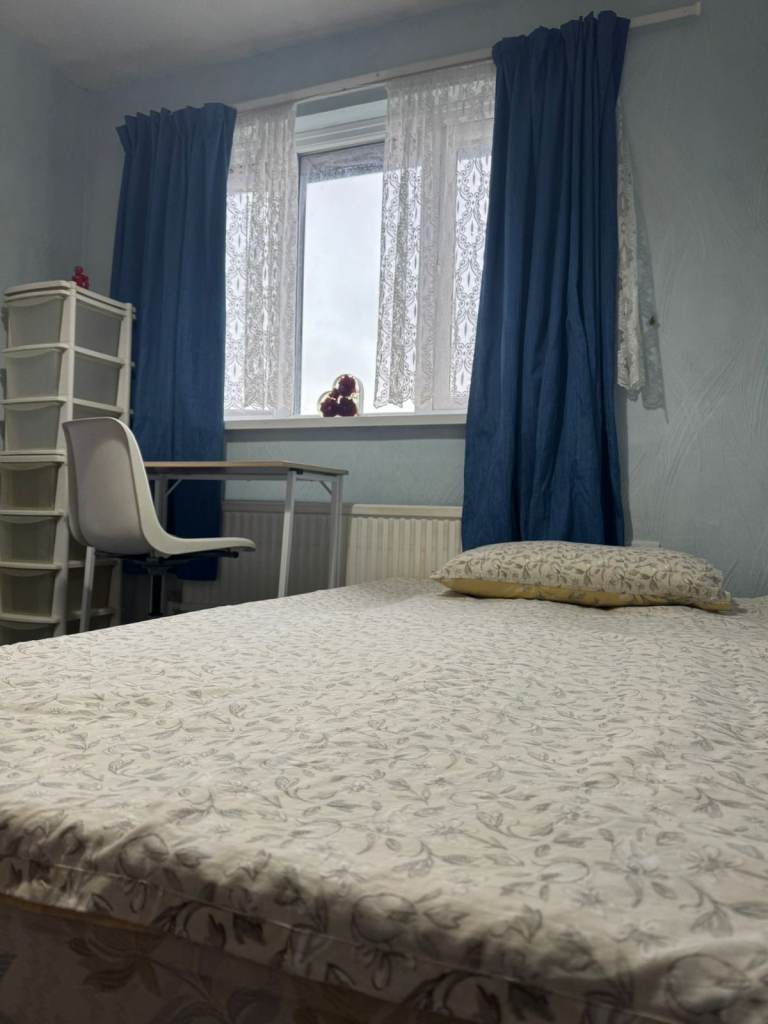 Double Room to Rent in Newport NP20