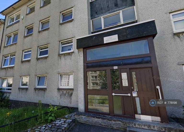 4 bedroom flat in St Mungo Avenue, Glasgow, G4 (4 bed) (#778198)