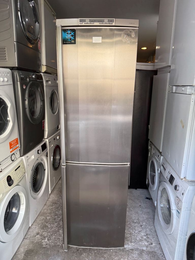 AEG Fridge Freezer S 75408 KG8 – Silver, Good Condition With Free Delivery 🚚 