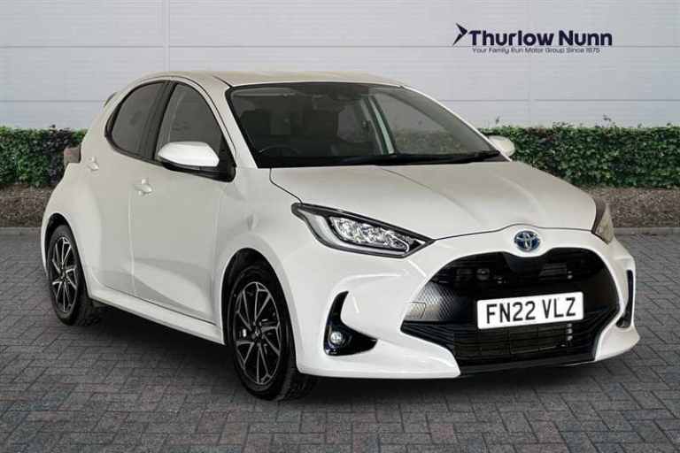 2022 Toyota Yaris 1.5 VVT-h Design Hatchback 5dr Petrol Hybrid E-CVT Euro 6 (s/s) (116 ps) Hatchb...