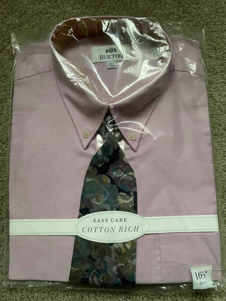 Men’s Mauve Shirt And Tie Set - size 16.5”